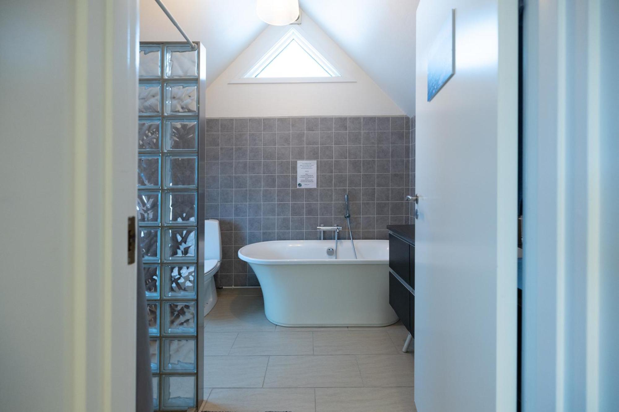 נואוק Kulukis Downtown Hostel מראה חיצוני תמונה